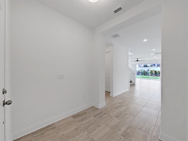 Building Photo - 3816 W North A St