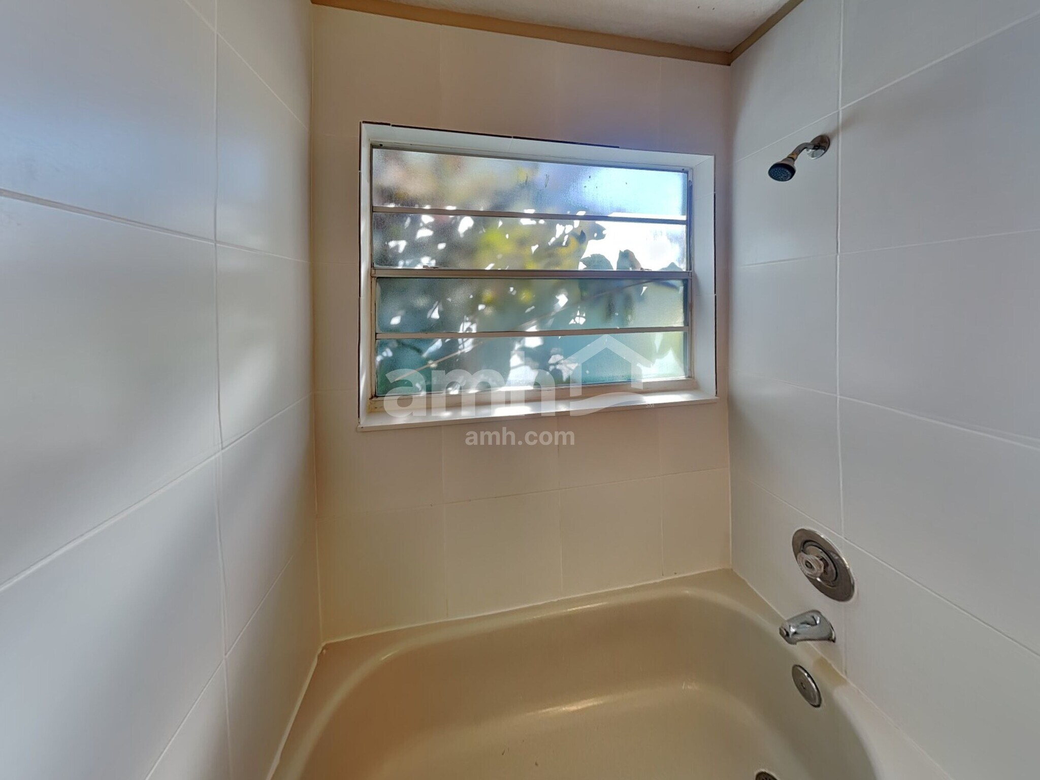 Building Photo - 321 Sterling Lake Dr