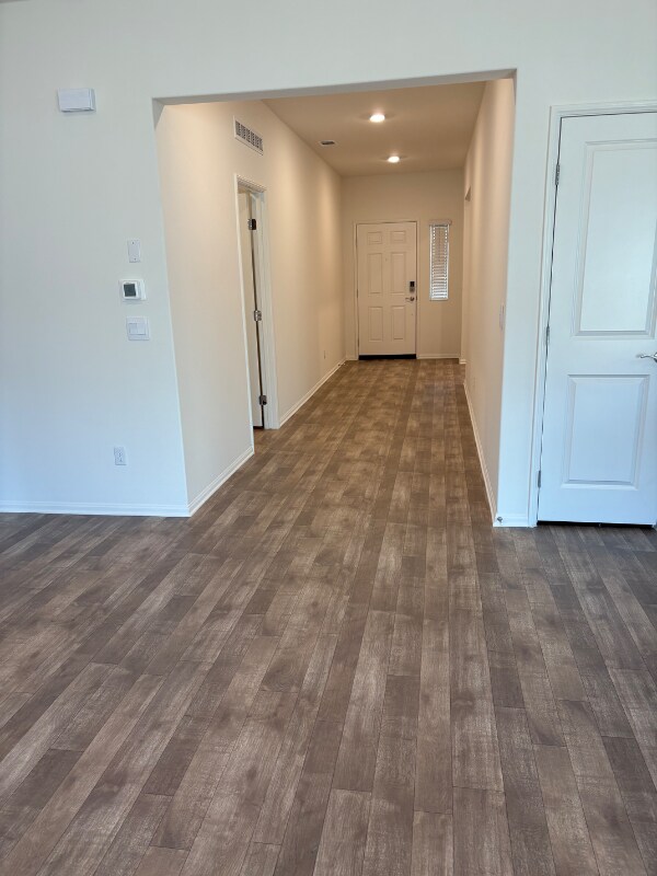 Building Photo - 31367 Autumn Blaze Dr