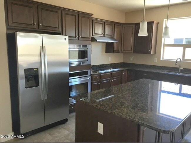 Building Photo - 194 E Mead Dr