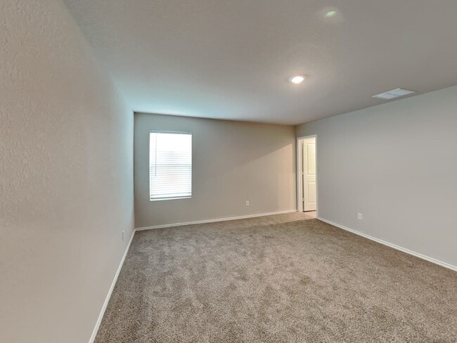 Building Photo - 7310 Adaja Riv