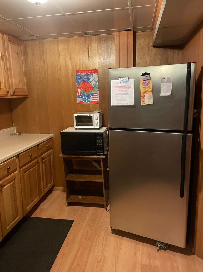 Building Photo - Spacious 4BR House in Fairview Heights