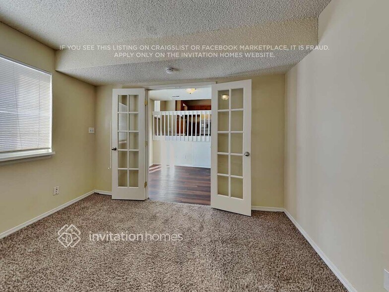 Building Photo - 3474 Foxridge Dr