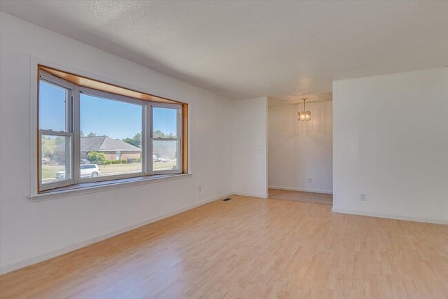 Building Photo - 2021 Arcadia Ct