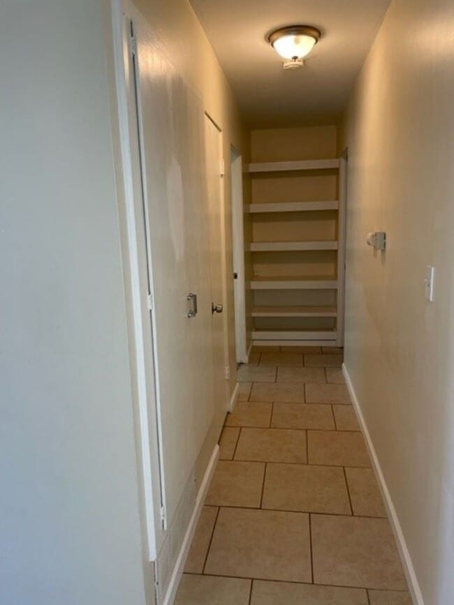 Building Photo - Nicely Upgraded Single Story Home in Vande...