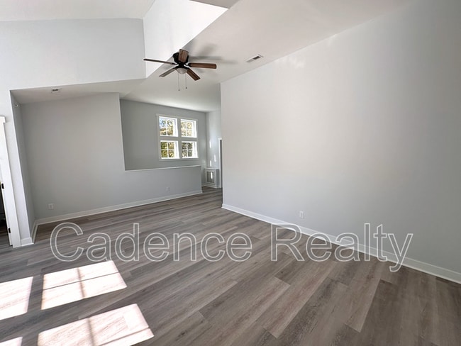 Building Photo - 1426 Navaho Trail