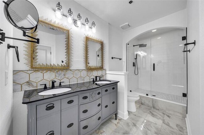 Building Photo - 3445 Stratford Rd NE