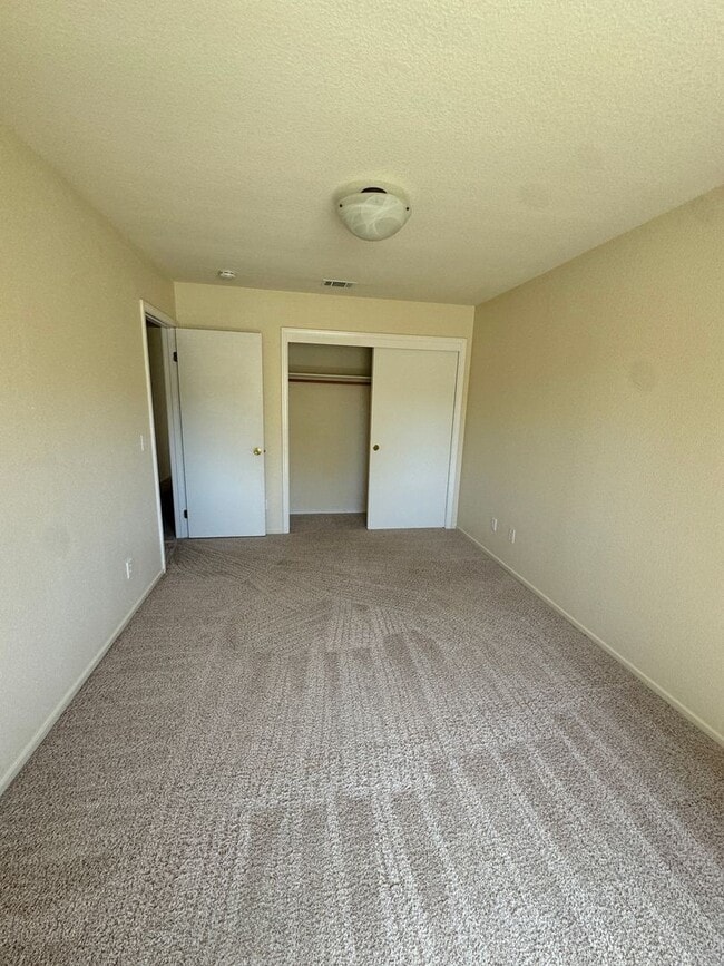 Building Photo - Single Story Home On Cul-De-Sac Near Preisker Park