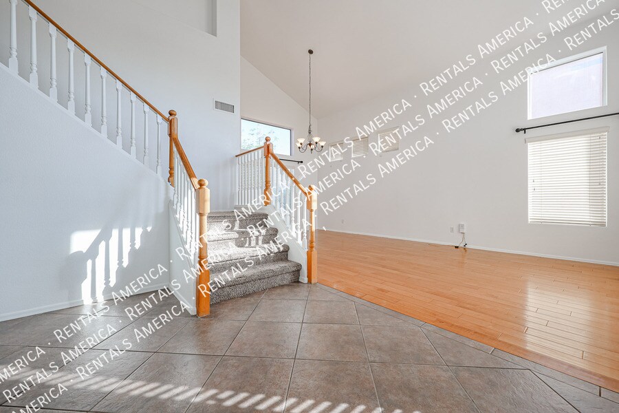 Building Photo - 33251 N Symer Dr
