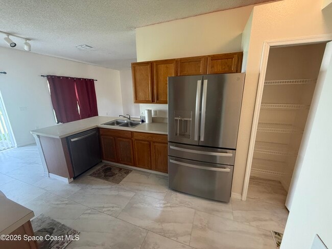 Building Photo - 2741 Woodstream Cir
