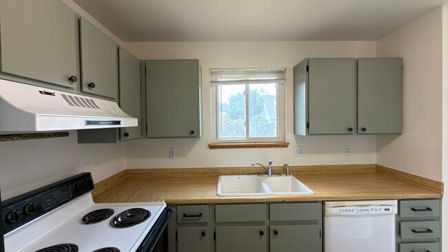 Building Photo - Great House In Fort Collins