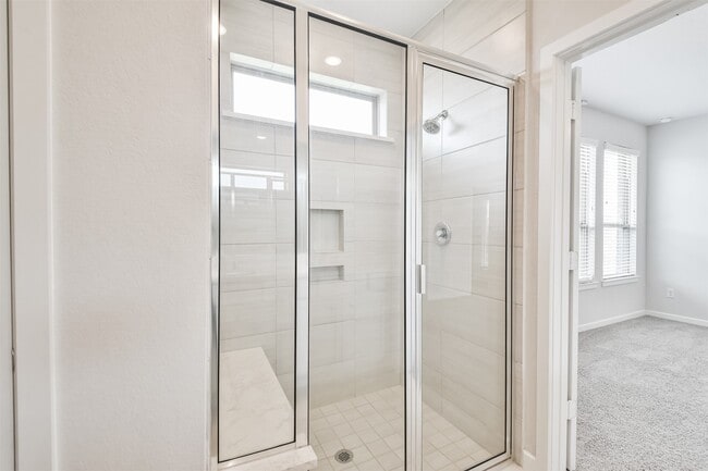 Building Photo - 9123 Eskesen Dr