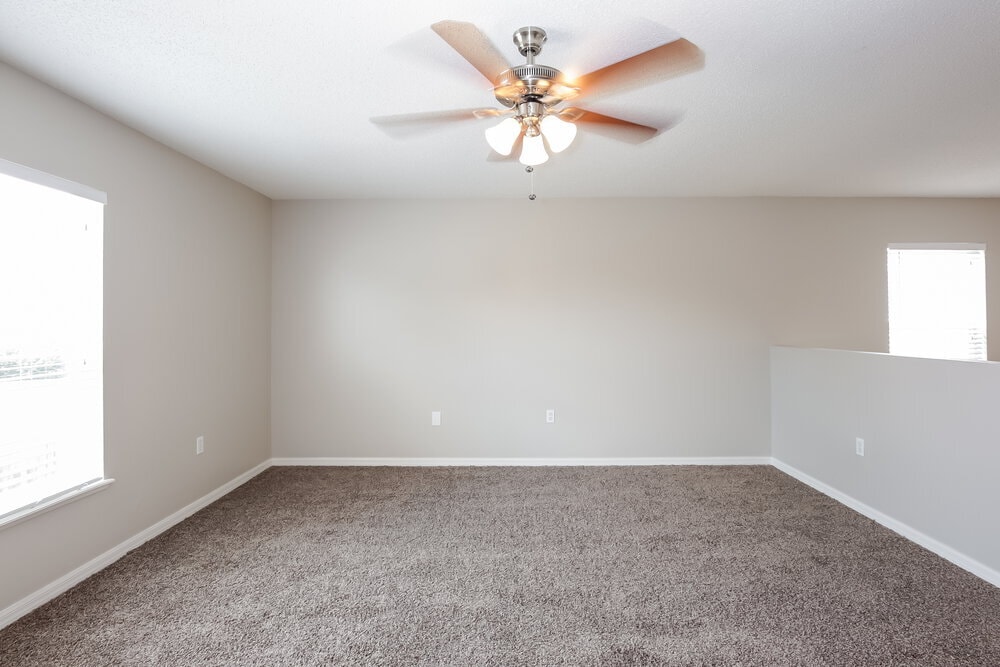 Building Photo - 10402 Opus Dr