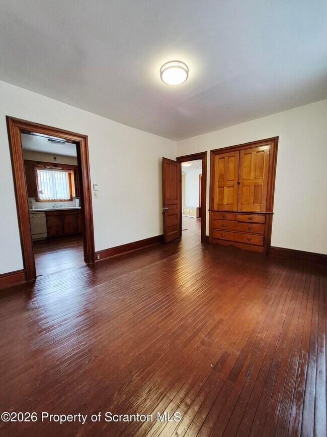 Building Photo - 109 Salem Ave