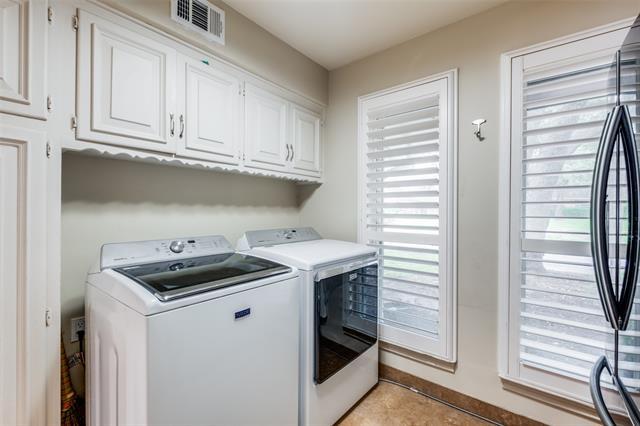 Building Photo - 6809 Vineridge Dr