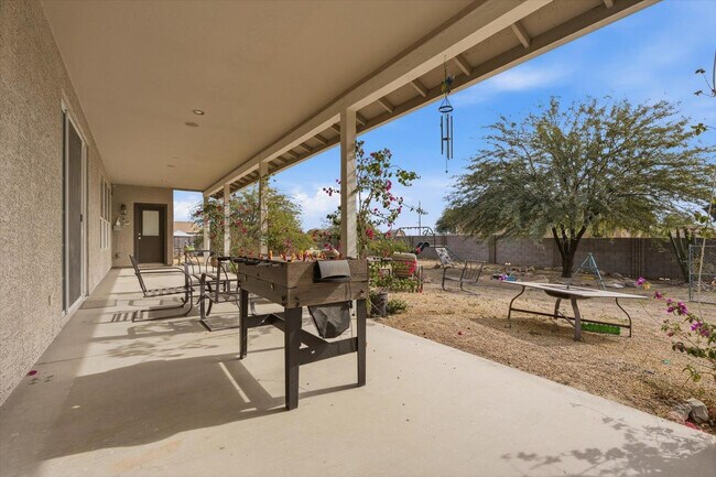 Building Photo - 20305 W Peak View Rd