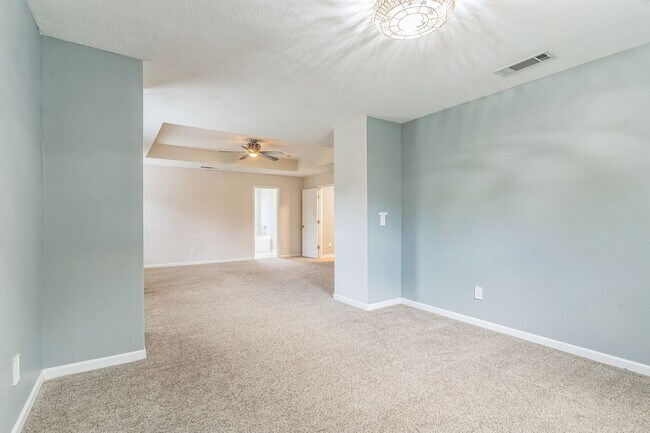 Building Photo - Amazing Home In Creekside Station