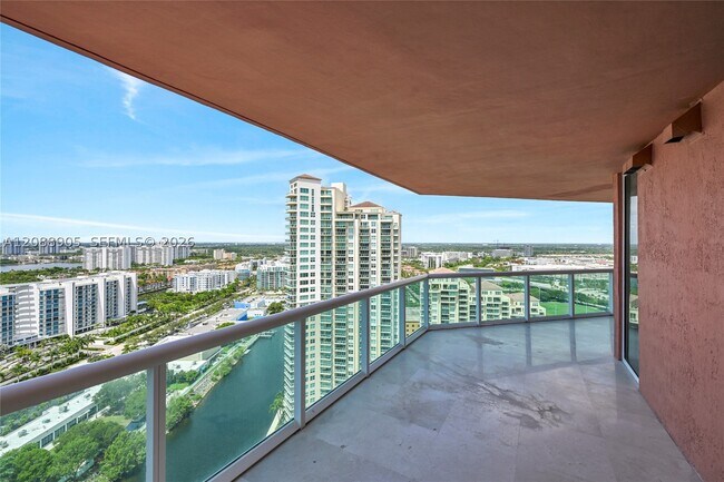 Building Photo - 3370 Hidden Bay Dr