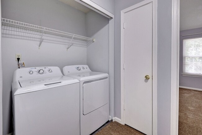 Building Photo - Call Eric Thompson at (757)685-3172 for more information