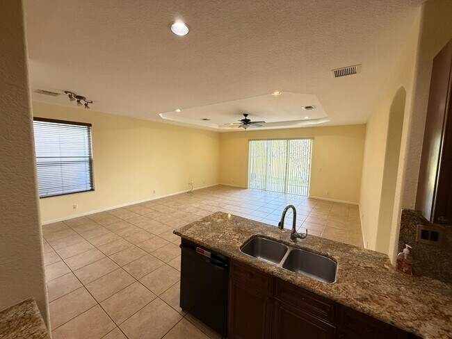 Building Photo - 5074 Massy Dr