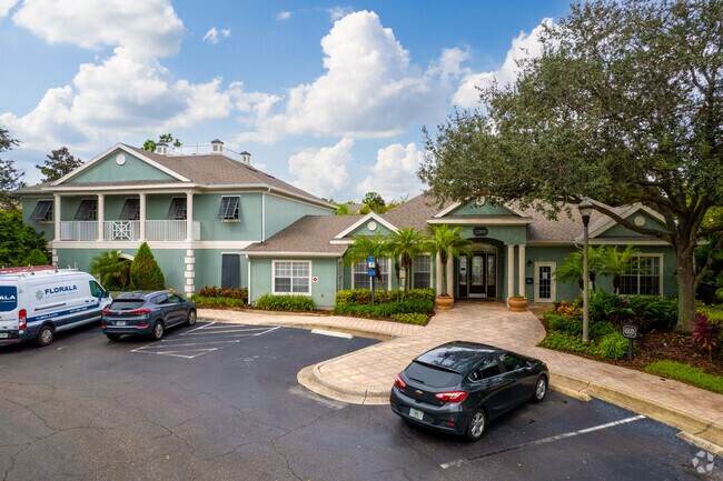 12807 Madison Pointe Orlando, FL 32821 - Discovery Palms