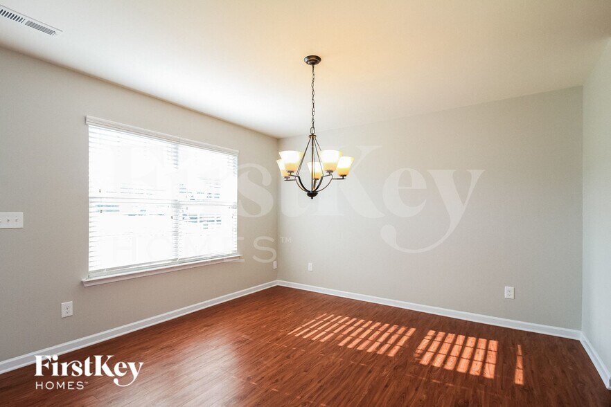 Building Photo - 270 Mount Olivet Dr