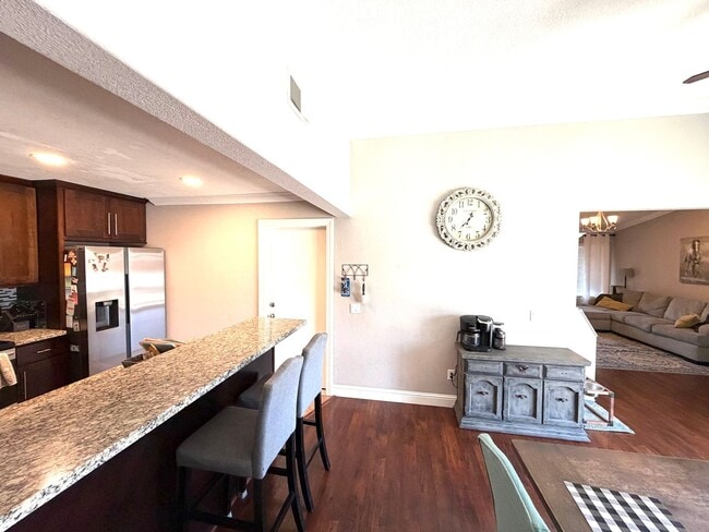 Building Photo - Desirable Home in Lincoln Village – A must see!