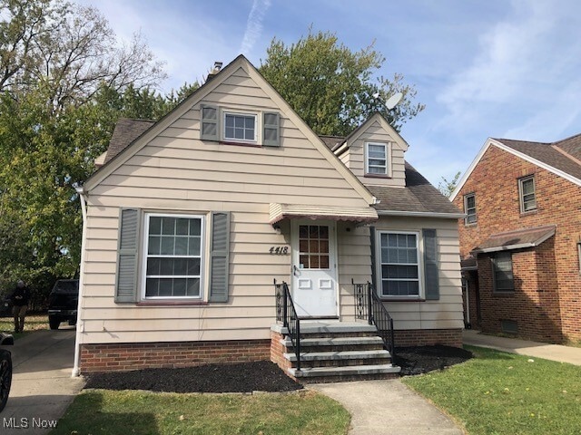 Primary Photo - 4418 W 176th St