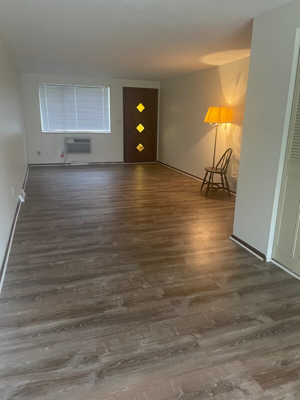 Building Photo - 3501 Butternut Dr