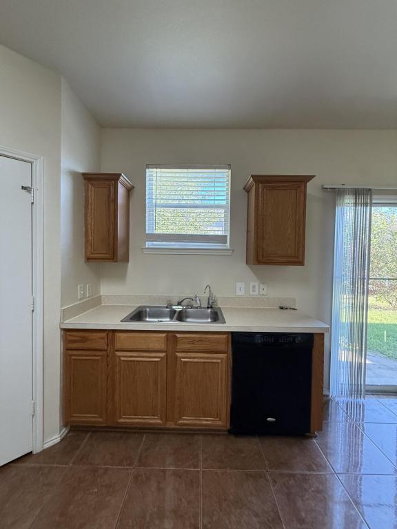 Building Photo - 5316 Joshua Ct