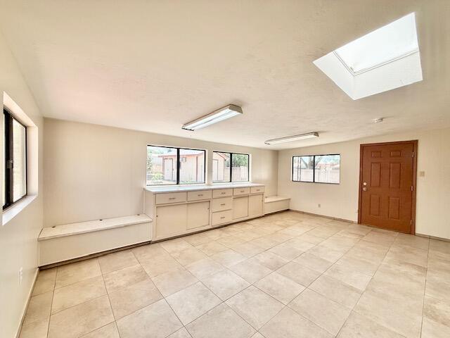 Building Photo - 12208 Victoria Falls Dr NE