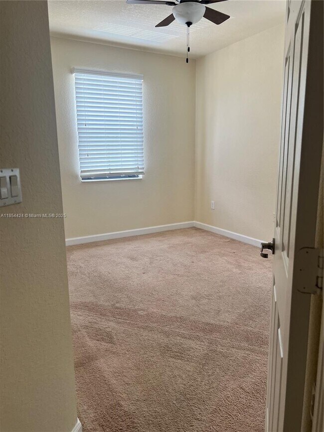 Building Photo - 16330 SW 71st Terrace