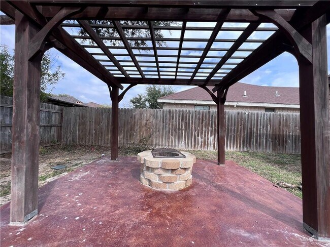 Building Photo - 2309 N 46th St