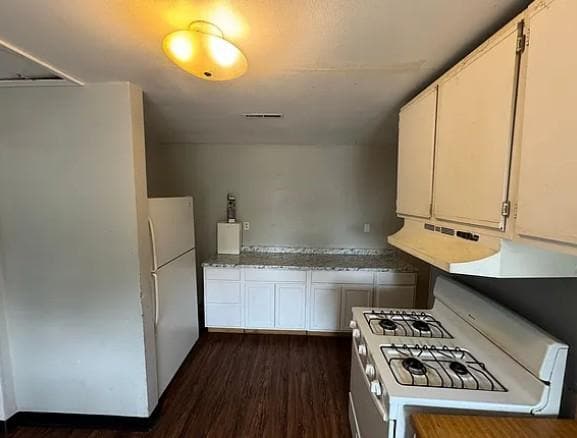 Building Photo - 100 W Ellis St