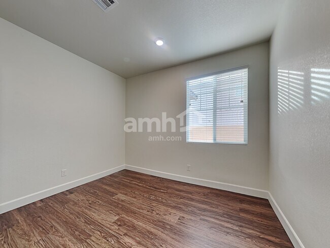 Building Photo - 1714 Viaggio Ave
