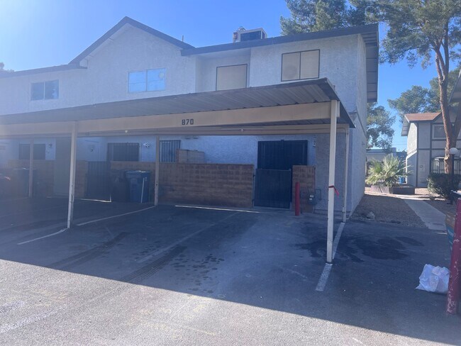 Building Photo - 870 Flagstone Way