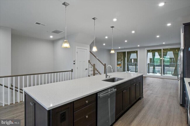 Building Photo - 10007 Ruffian Wy