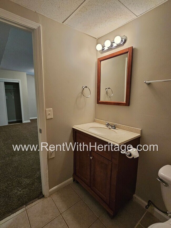 Building Photo - Gorgeous 4bd / 2.5 in Popular Arbor Statio...