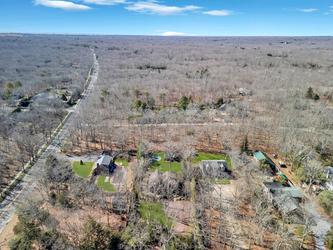 Building Photo - 150 Copeces Ln