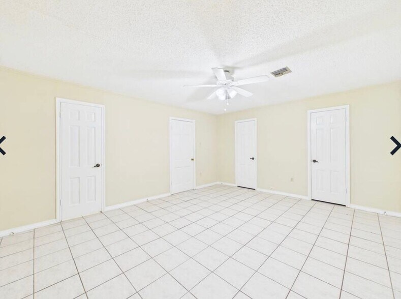Building Photo - 107 Guillot Rd