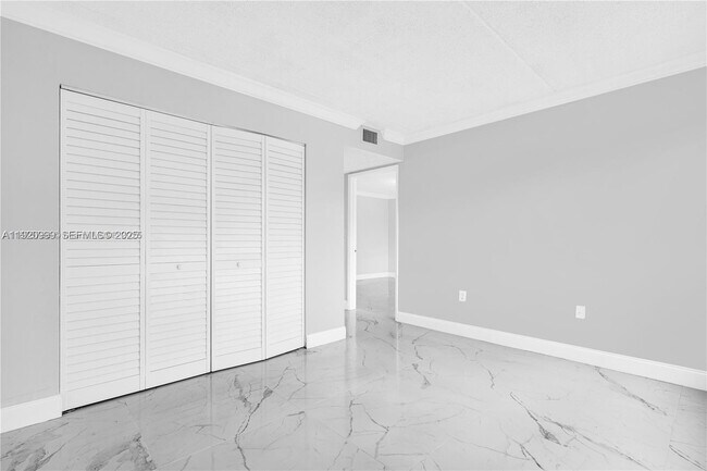 Building Photo - 6135 NW 186th St