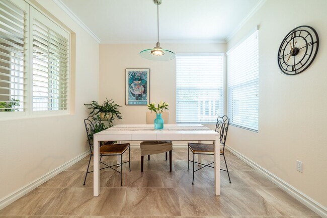 Building Photo - Quiet and Private 3 Bedroom Home in The Cape Community!