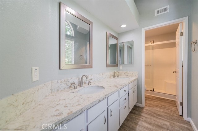 Building Photo - 15811 Antelope Dr