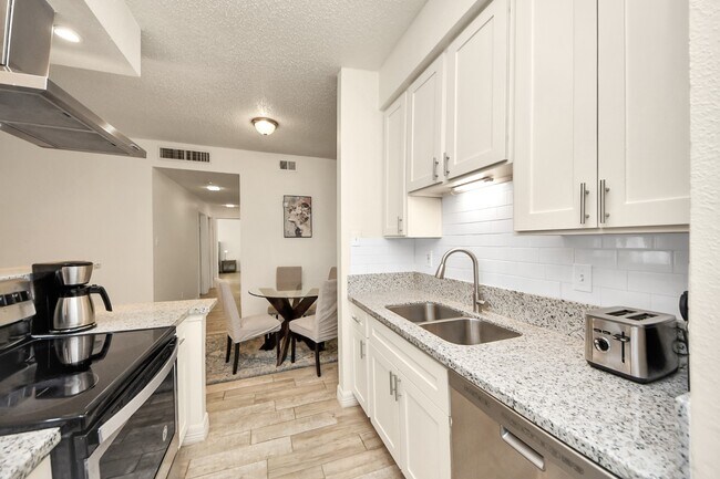 Building Photo - 7950 N Stadium Dr