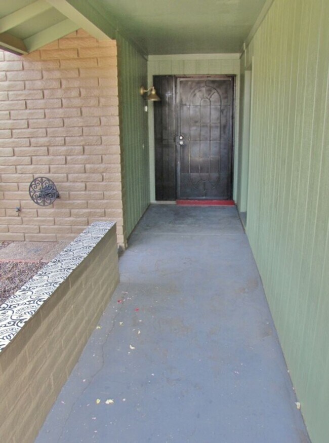 Building Photo - 4BR/2BA/2CG 1416 sq.ft. with storage shed in Sierra Vista, AZ