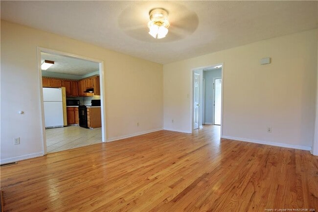 Building Photo - 521 Stone Way Ct