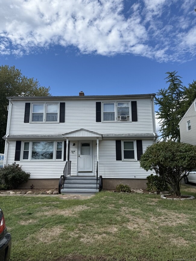 Primary Photo - 21 Mettler St