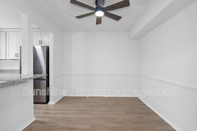 Building Photo - 6591 Stoney Point S