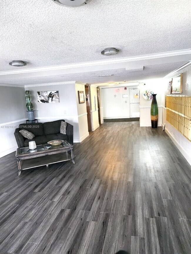 Building Photo - 22615 SW 66th Ave