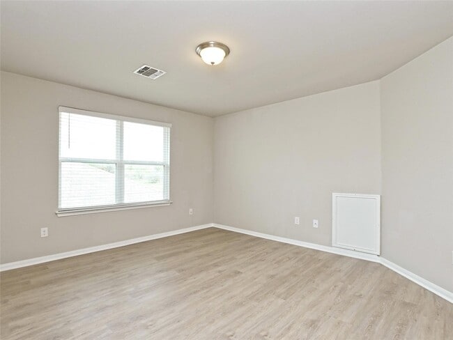 Building Photo - 6917 Ranchito Dr